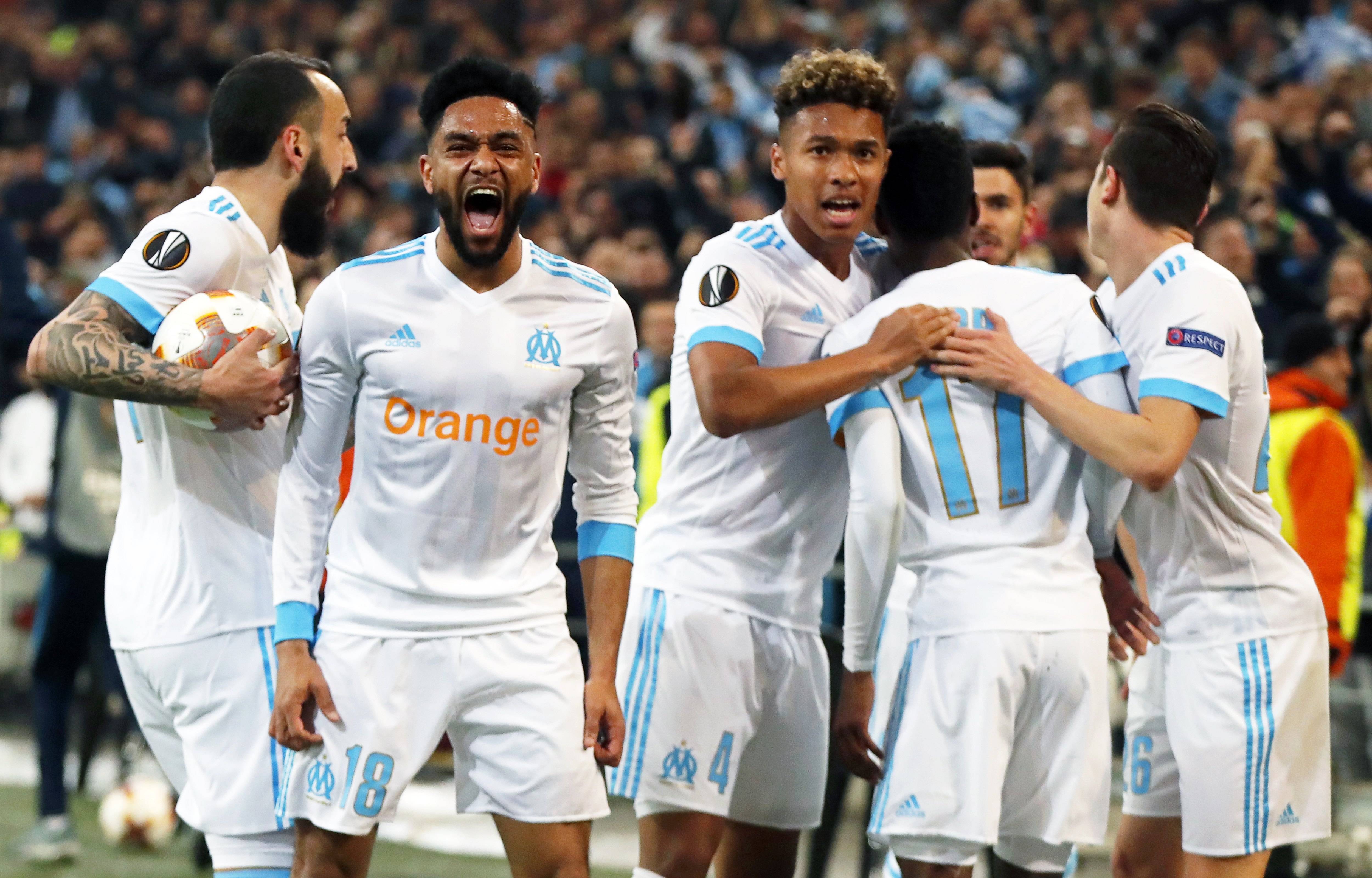 乐鱼电竞在线平台-法甲豪门采取“高压+边路宽度”战术，打乱对手组织