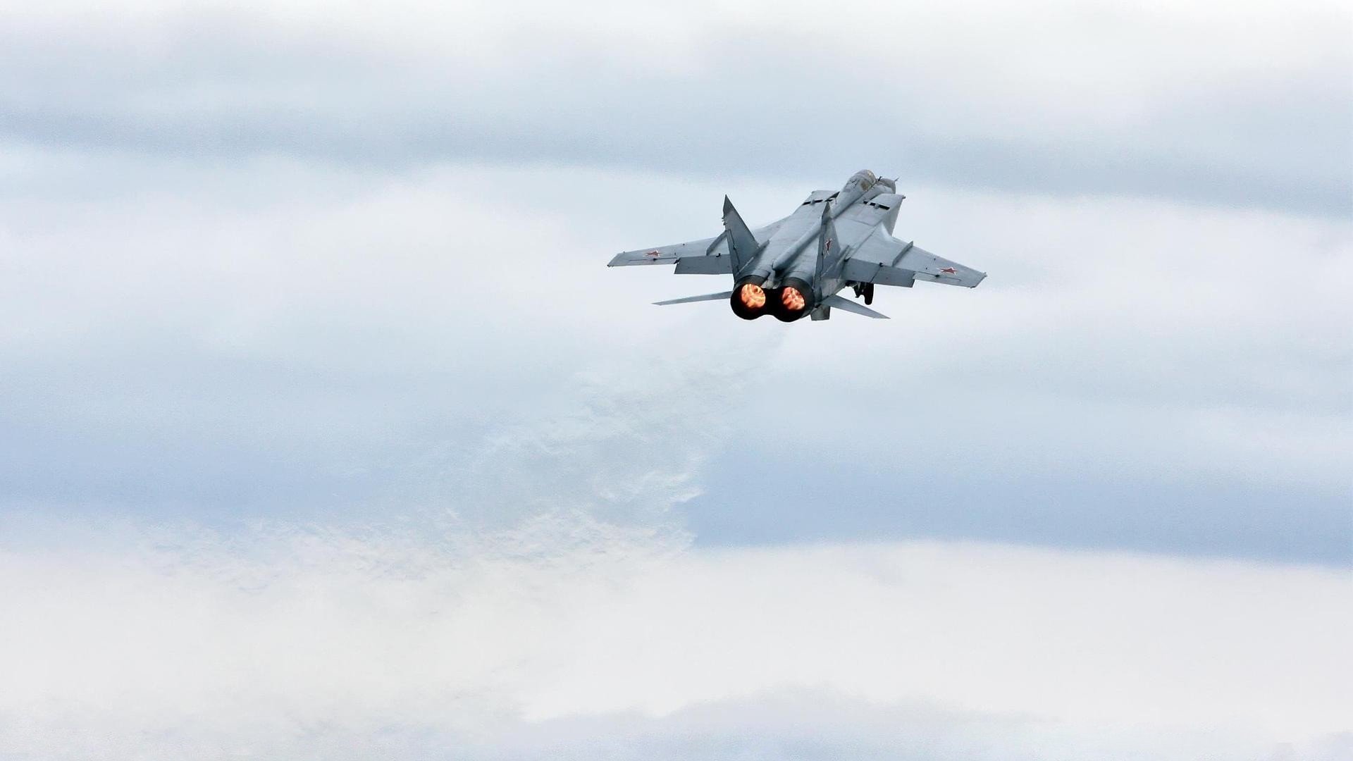 “中国女足迎来重要国际友谊赛:力拼强敌”,足球女足中国