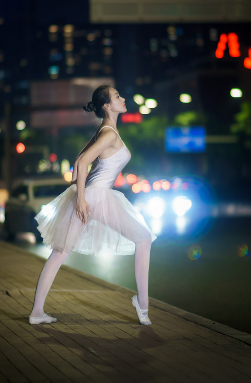 全国青少年篮球联盟联赛精彩纷呈,赛场火热,全国青少年篮球公开赛