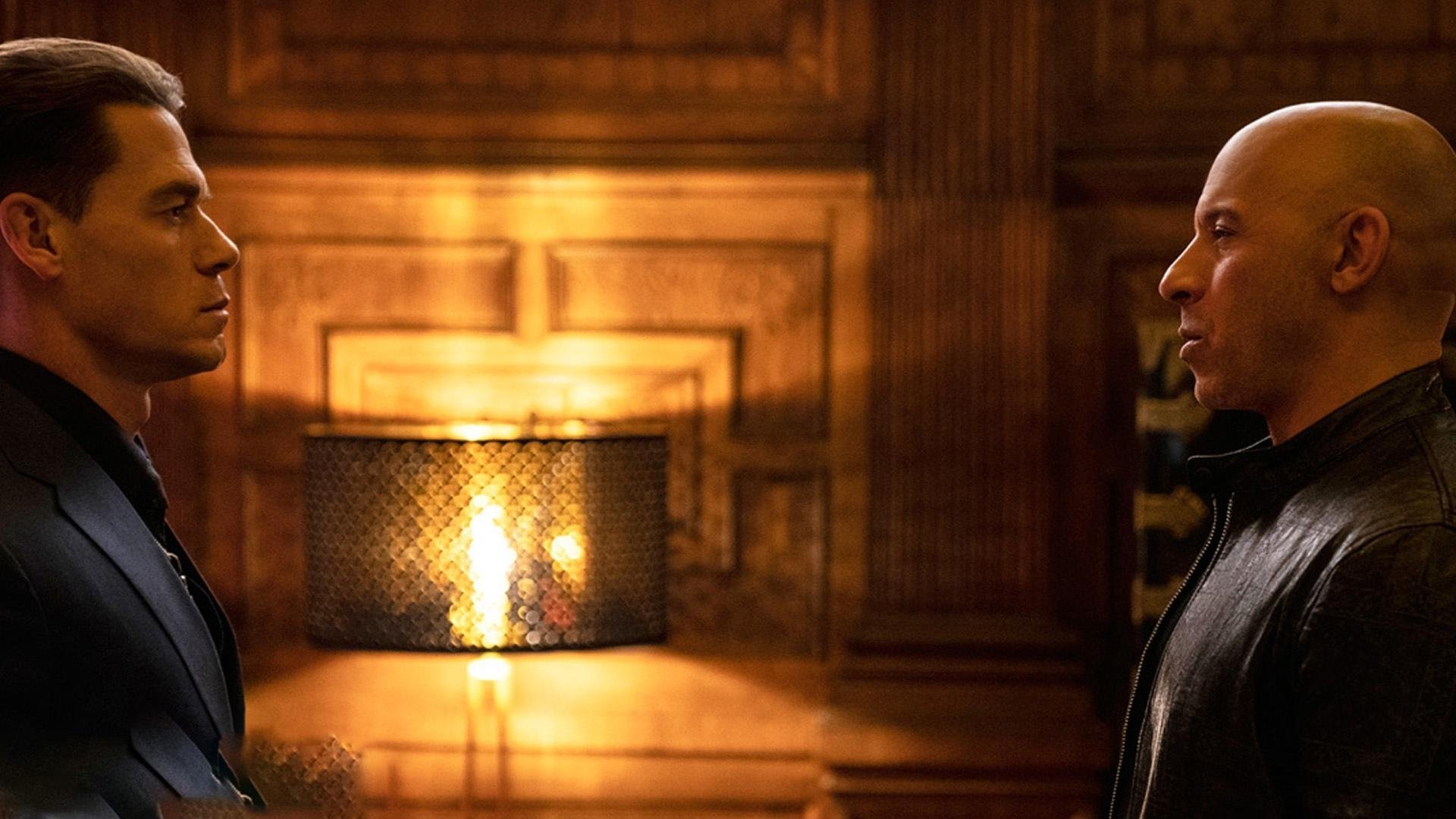 乐鱼（中国）体育官方网站-女子冰球联赛决赛激烈，东北队夺冠捧杯，女子冰球锦标赛直播