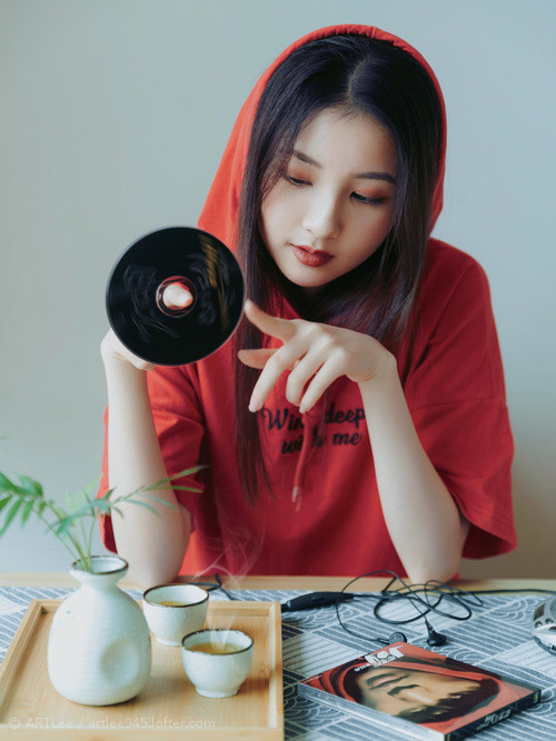 乐鱼vip-新任主教练大显神通，带领球队晋级下一轮，中国足球新主教练