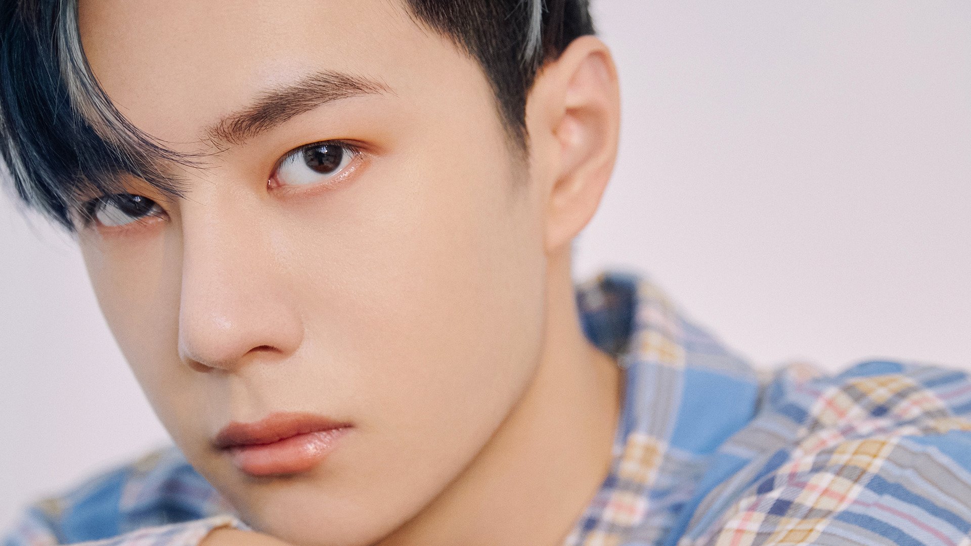 LeyuSports-年轻跳水选手表现抢眼，潜力可待，最年轻的跳水女皇