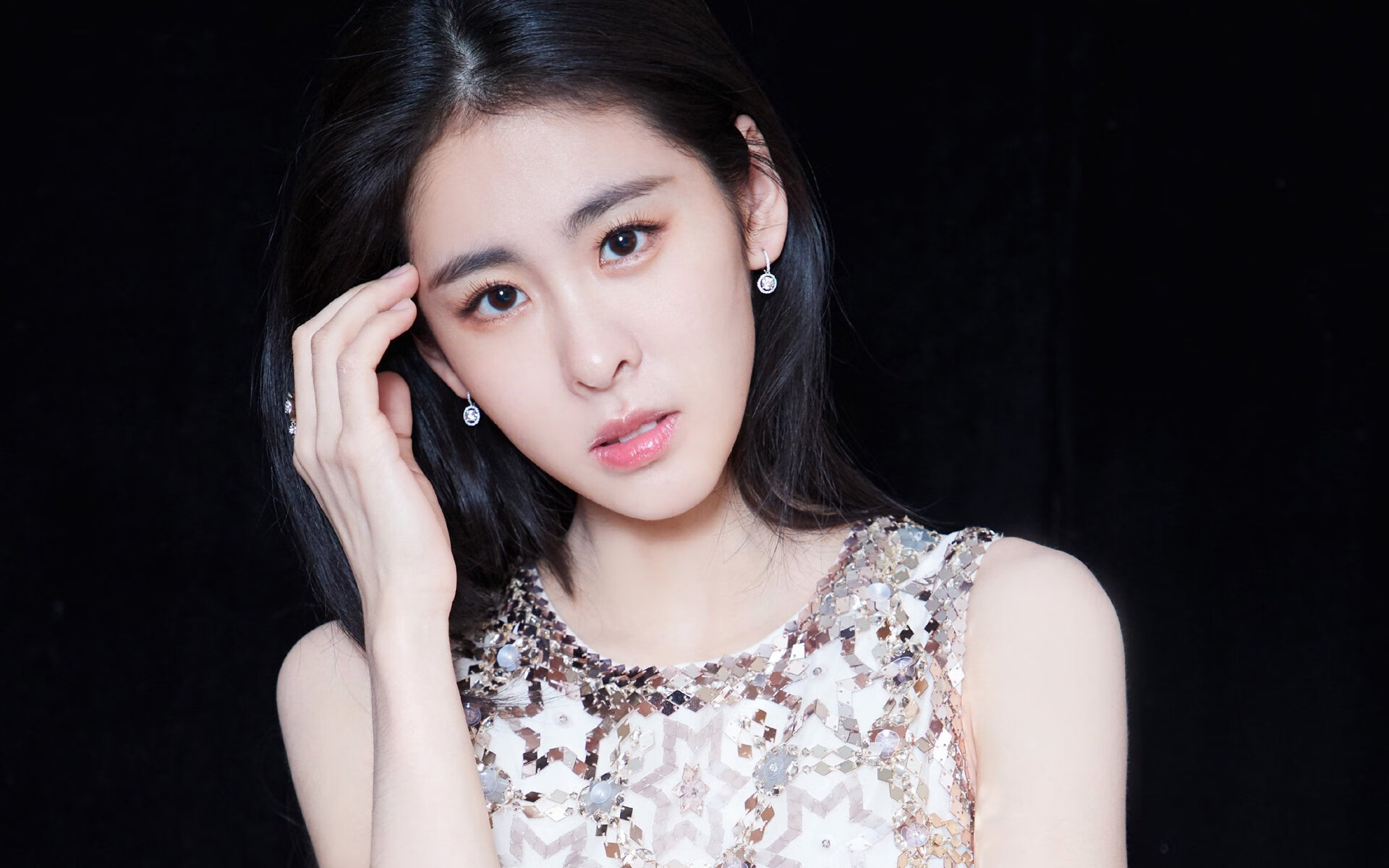 乐鱼电竞-普费夫以坚韧精神征服跳水赛场，俄罗斯普费普费舞会