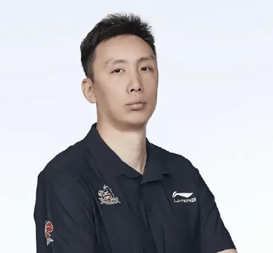 中国篮球教练员水平提升，战术理念更新！