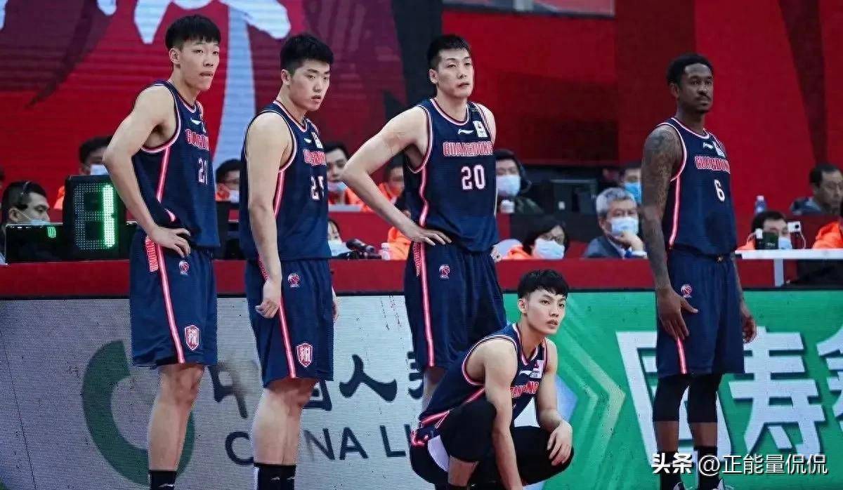 包含CBA球员慈善活动传递正能量！的词条