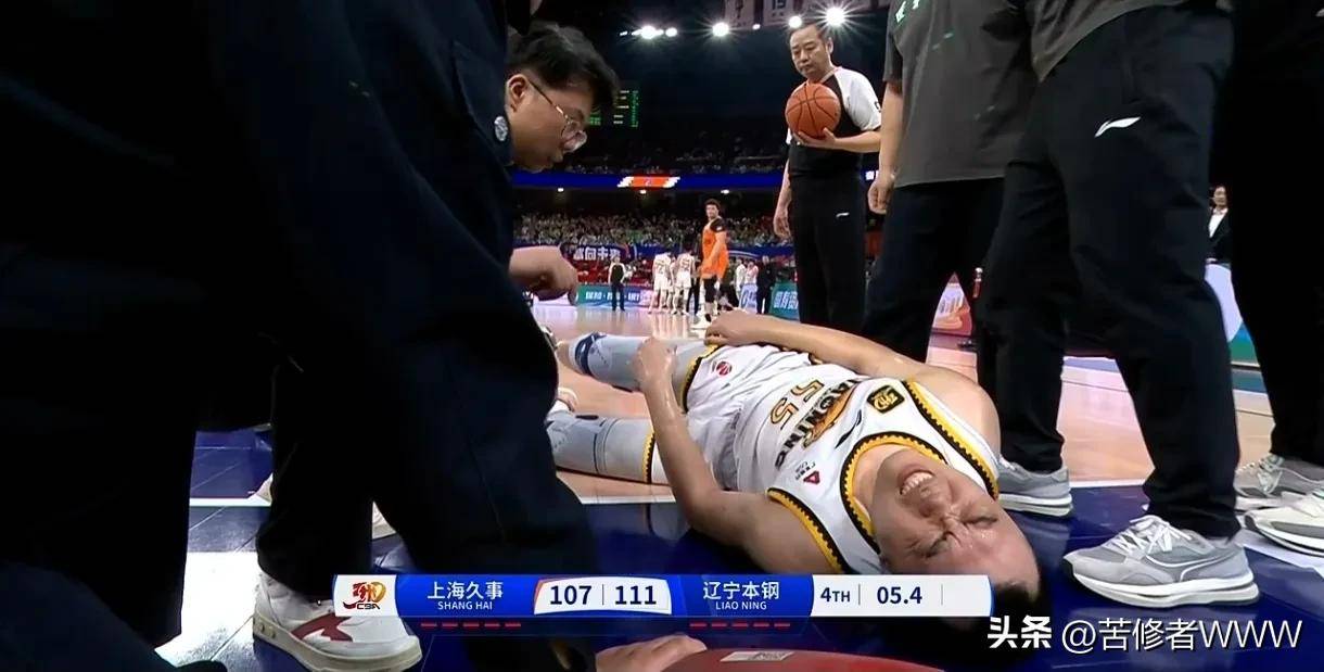 CBA季后赛名额争夺白热化! CBA季后赛名额争夺白热化!