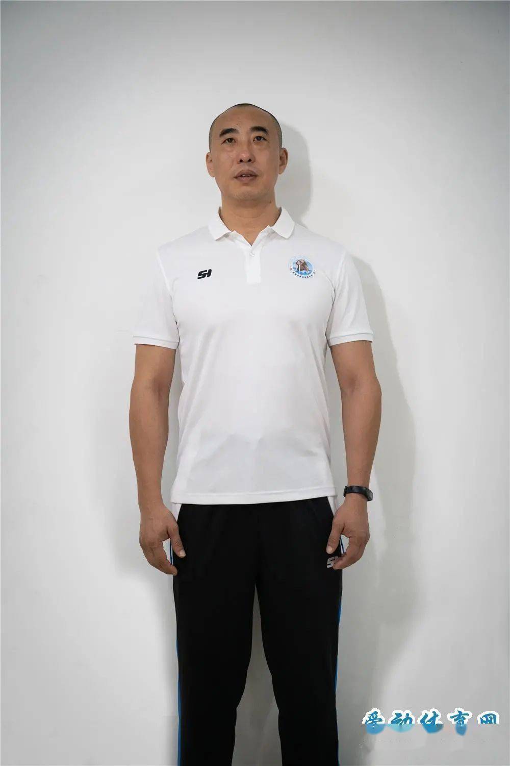 包含球队训练师：保障球员健康的词条