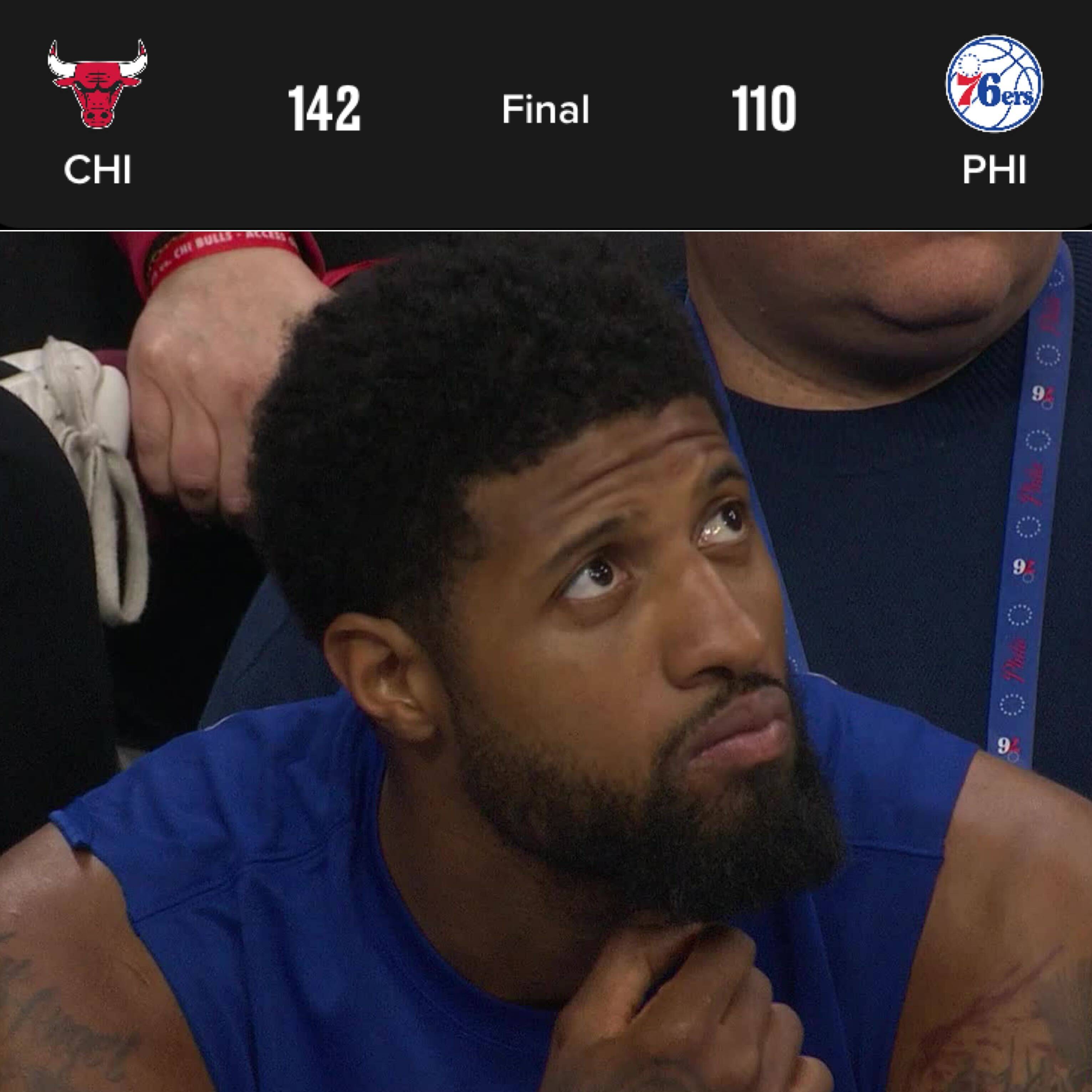 球员带伤作战，展现职业精神！的简单介绍