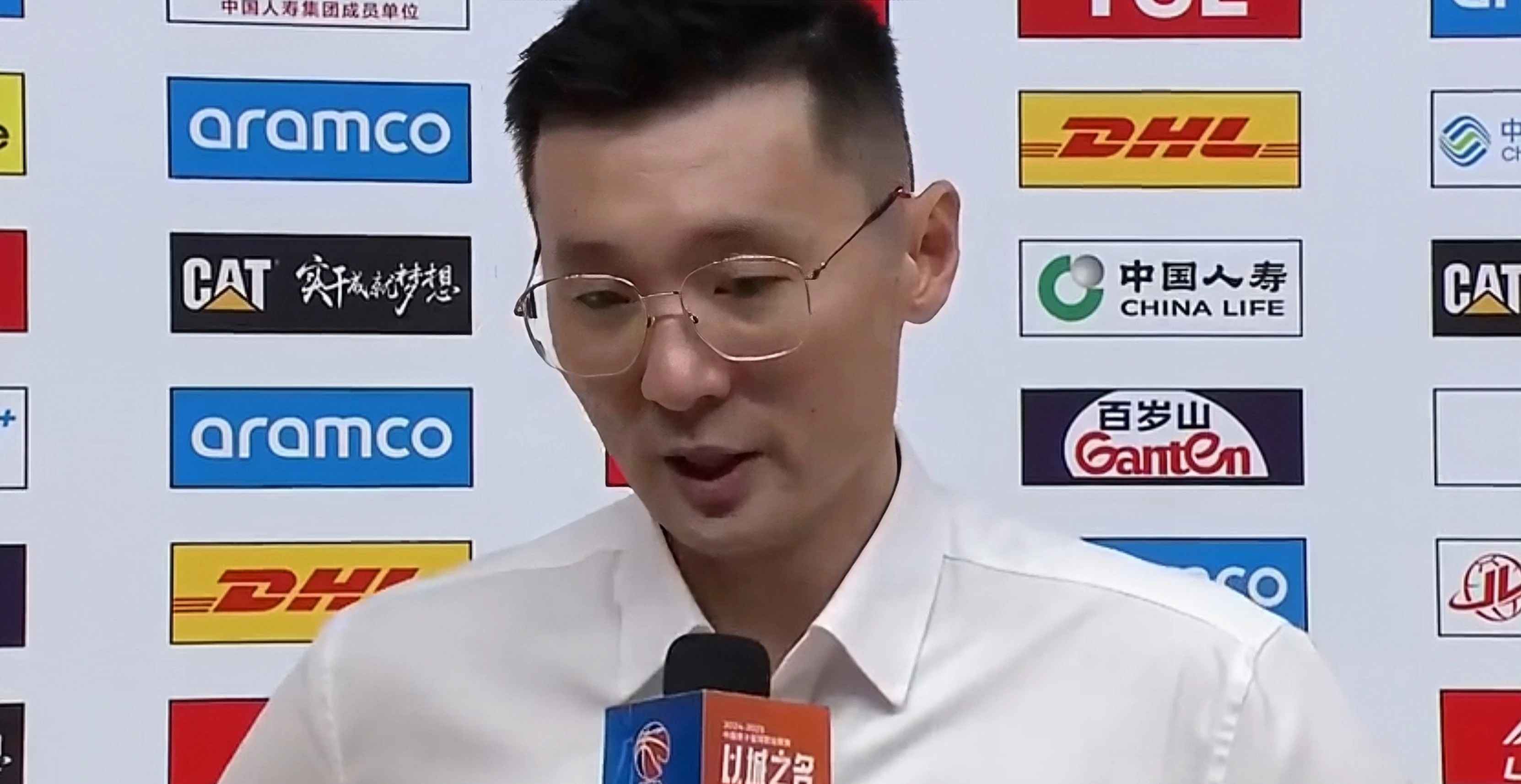 中国男篮主教练更换!新帅上任 中国男篮主教练更换!新帅上任